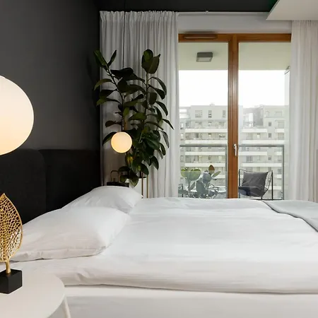 Διαμέρισμα Elegant Kasprzaka In Wola By Renters Prestige Βαρσοβία